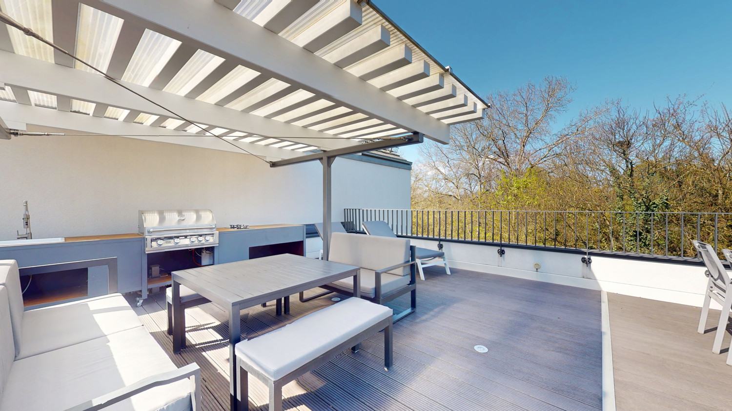 Dachterrasse Ansicht II