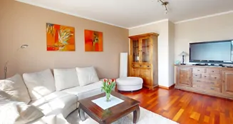 von_poll_real_estate_property_25001097_image_0