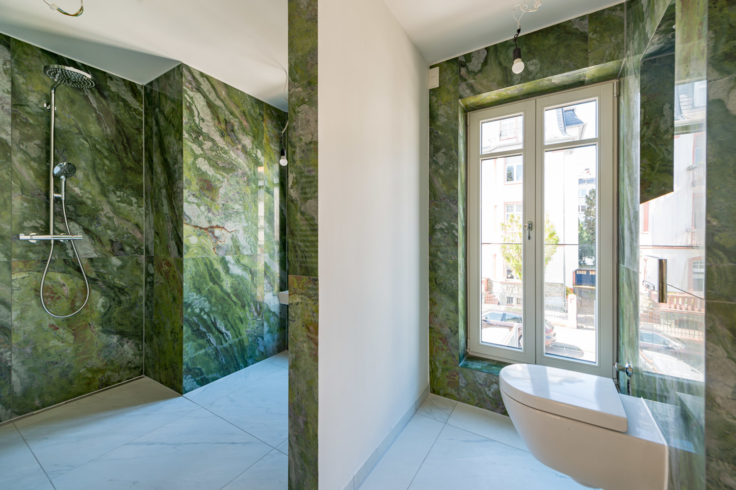 Badezimmer I 1.OG