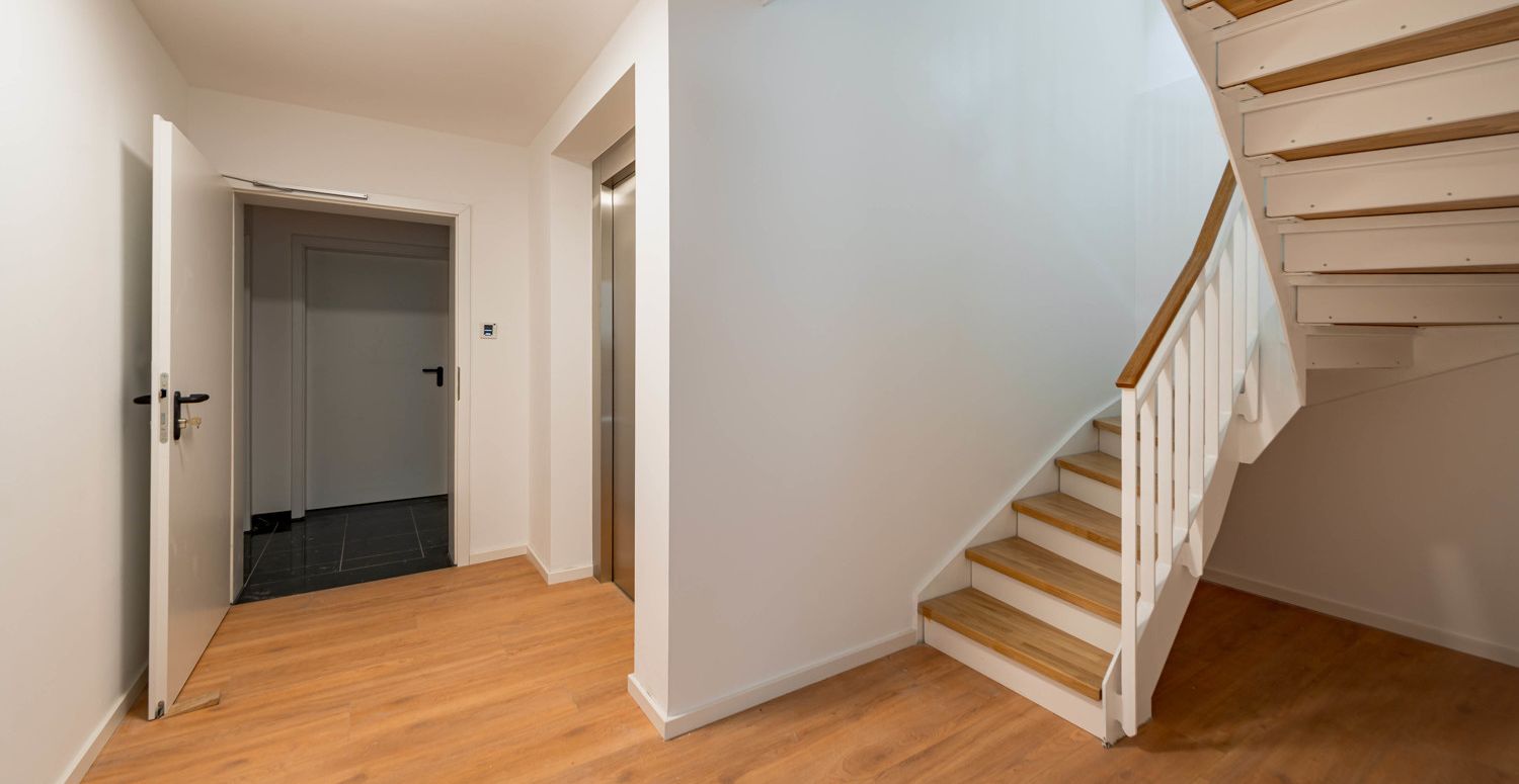 Treppe - UG