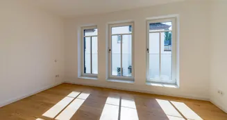 von_poll_real_estate_property_25001107_image_10