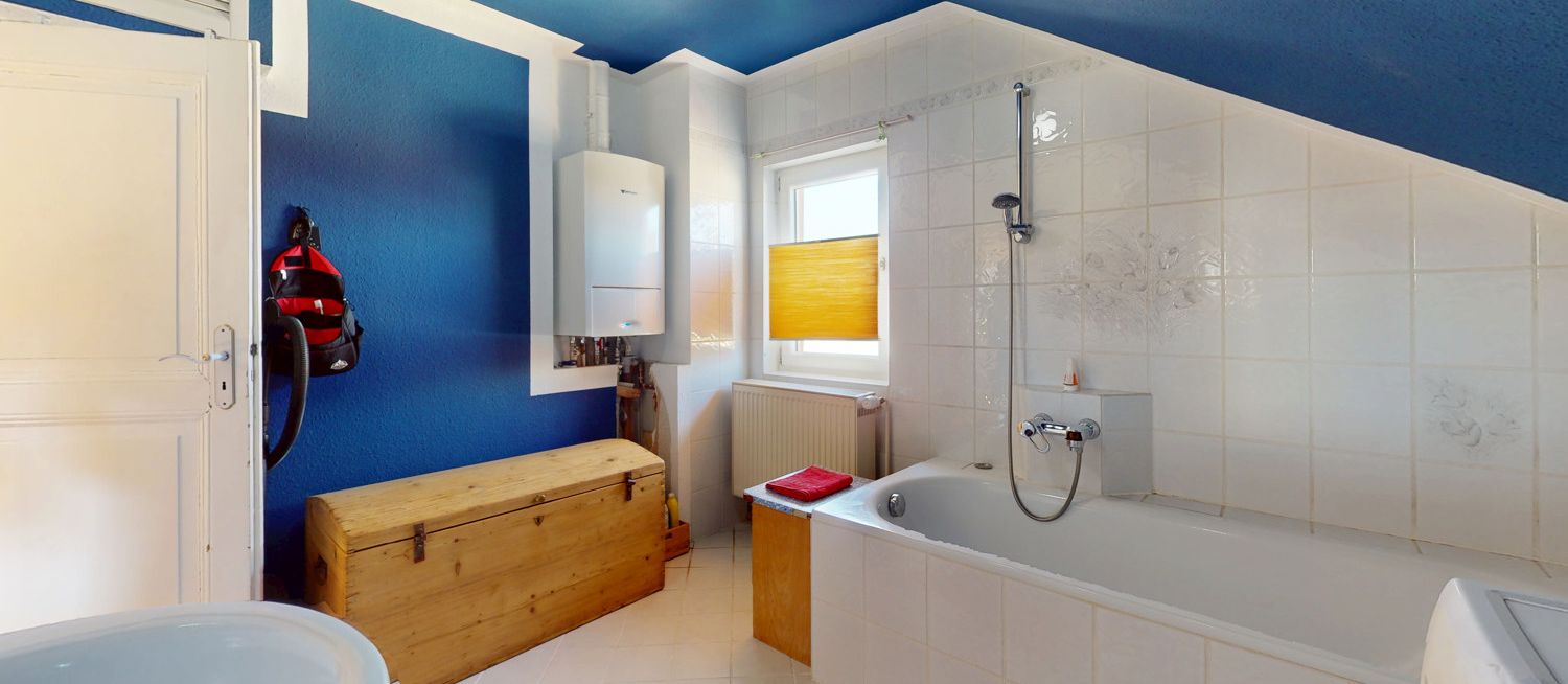 Badezimmer Ansicht II