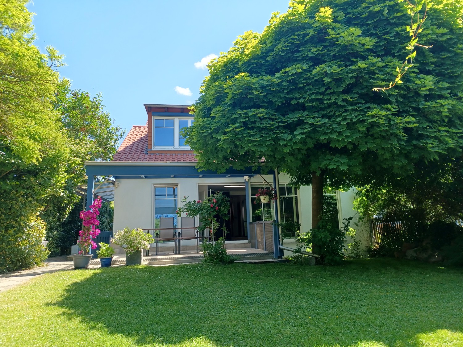 Hausansicht Gartenseite