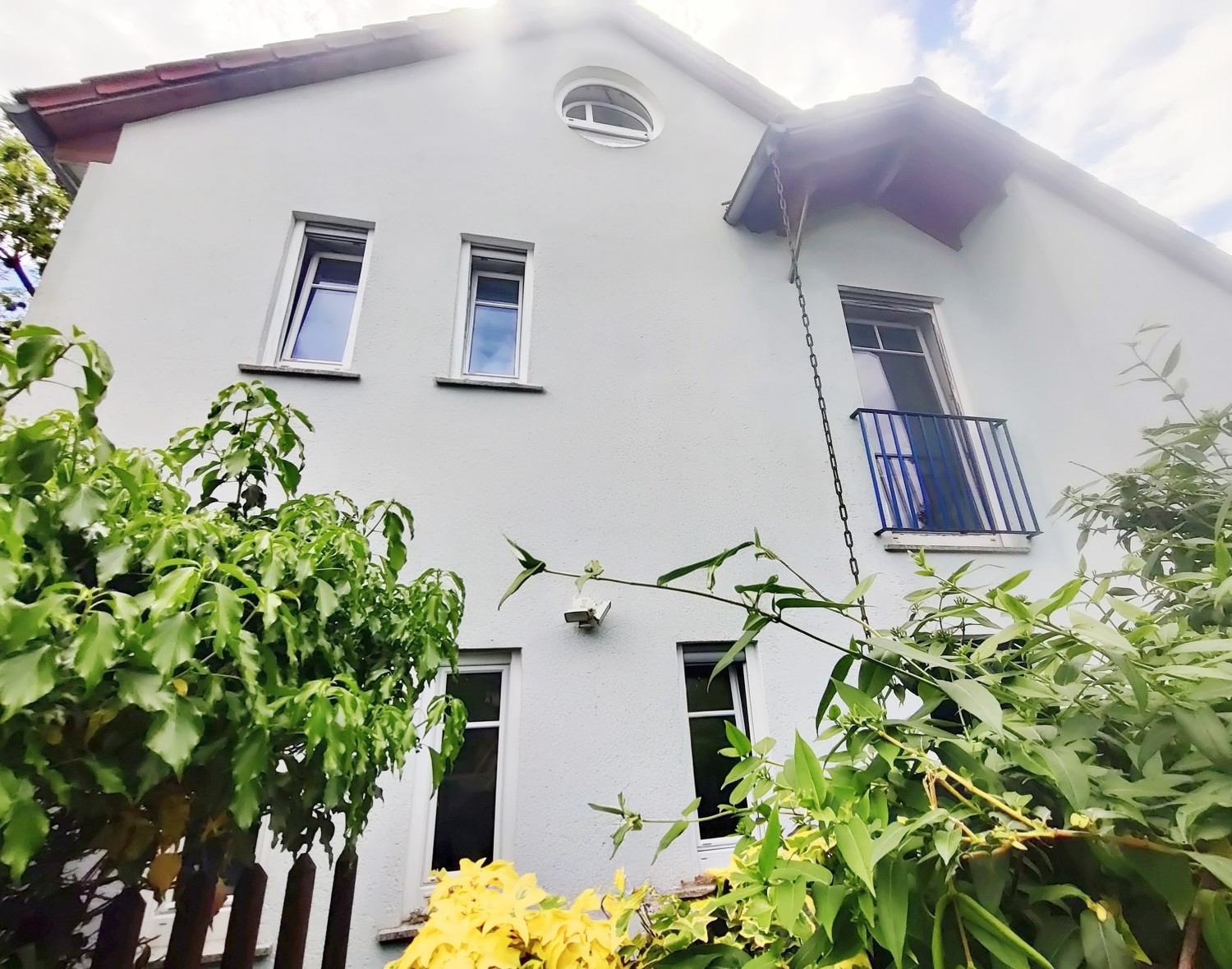Seitenansicht Haus