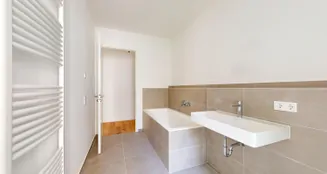 von_poll_real_estate_property_25001172_image_14