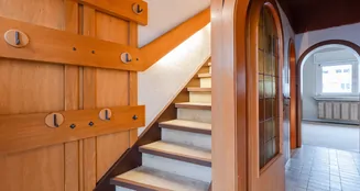 von_poll_real_estate_property_25001301_image_1