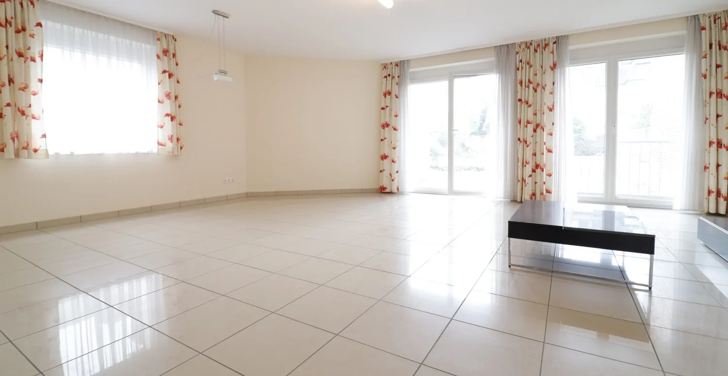 Wohnzimmer Ansicht II - EG