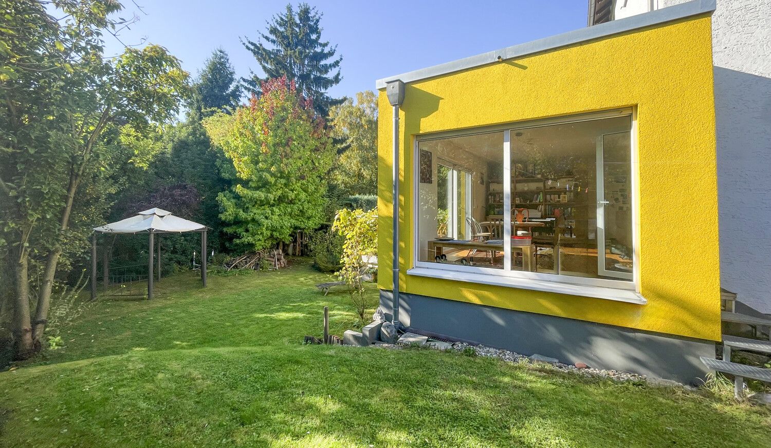 Haus Außenansicht