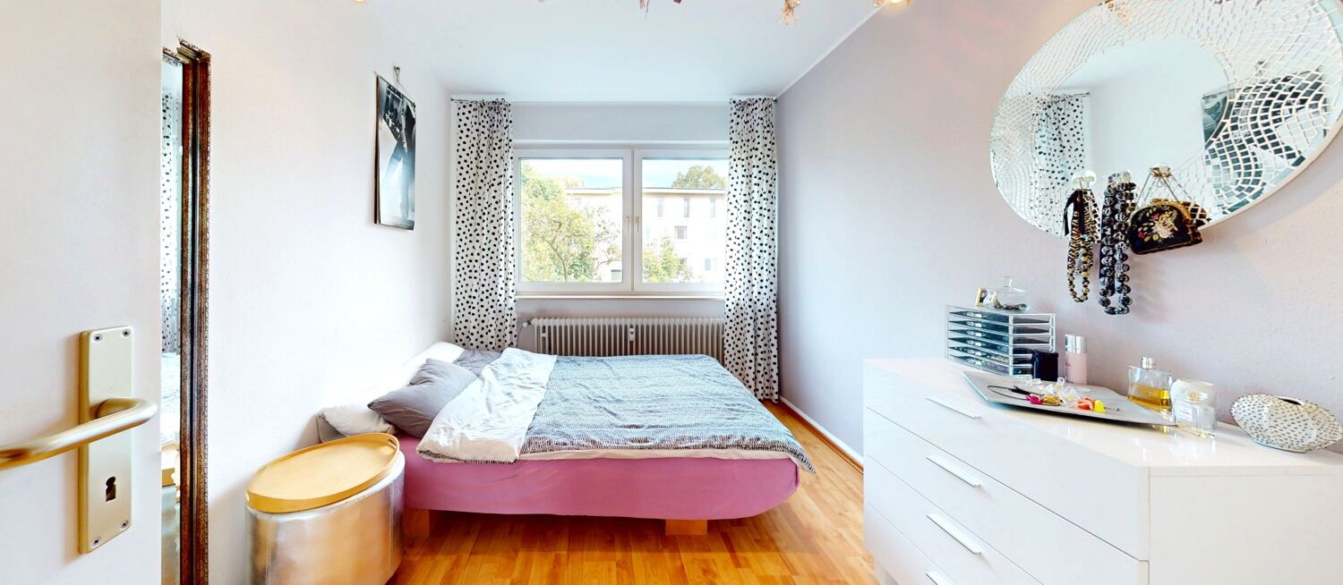 Zimmer II Ansicht I