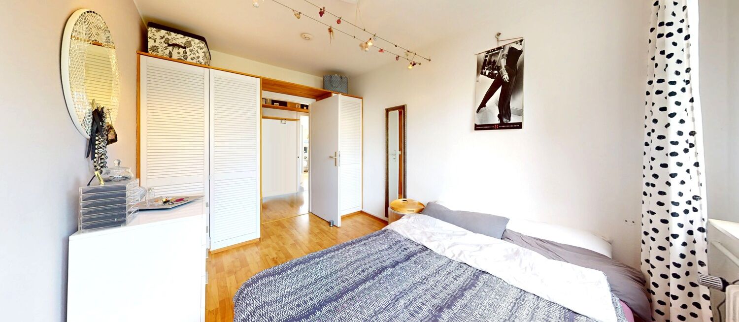 Zimmer II Ansicht II