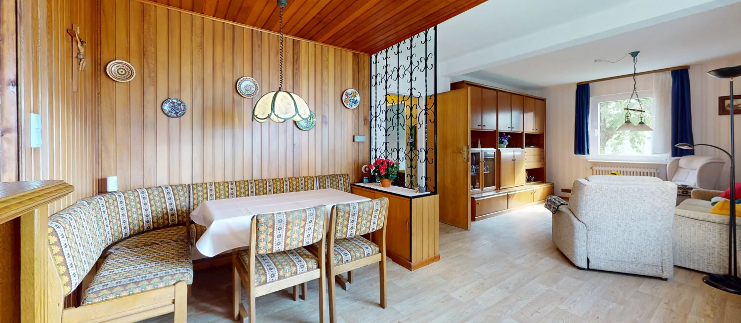 Wohn-/ Essbereich Ansicht I