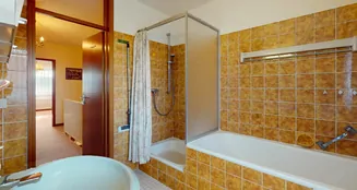 von_poll_real_estate_property_25001203_image_8