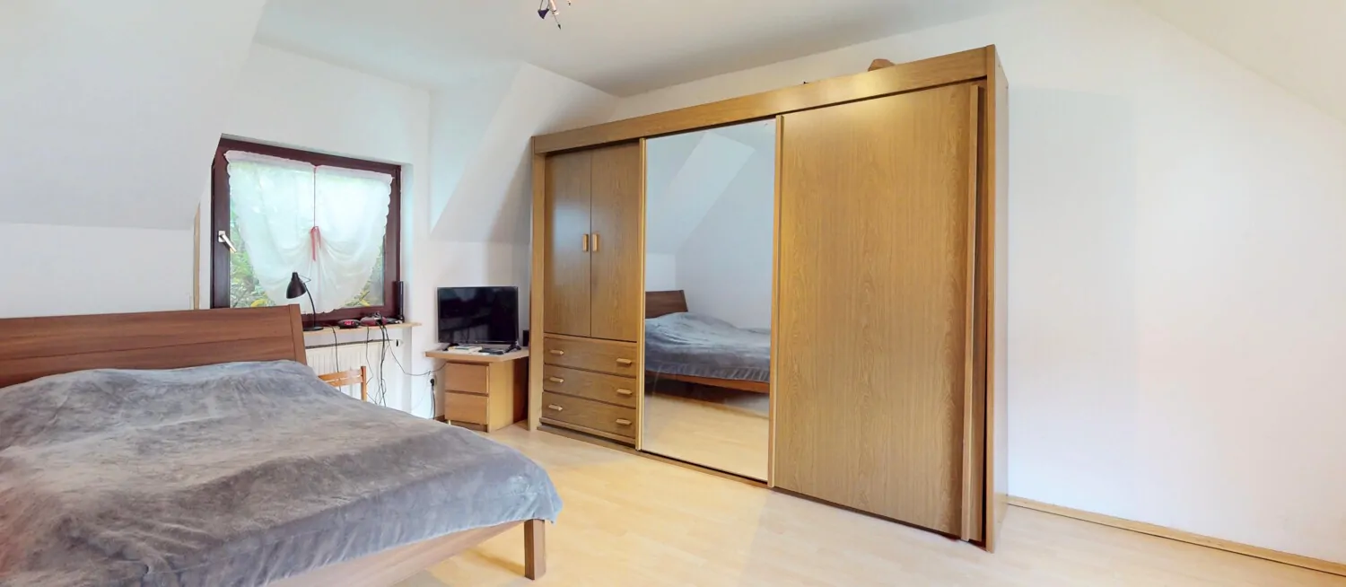 Zimmer IV Ansicht II