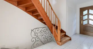 von_poll_real_estate_property_25001295_image_1