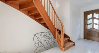 von_poll_real_estate_property_25001295_image_1