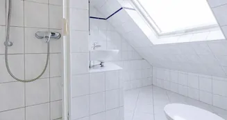 von_poll_real_estate_property_25001295_image_13