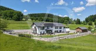 von_poll_real_estate_property_KF367_image_0