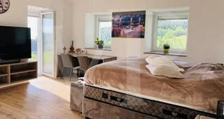 von_poll_real_estate_property_KF367_image_13