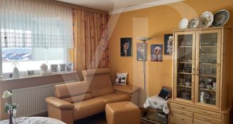 von_poll_real_estate_property_XS411_image_1