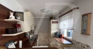 von_poll_real_estate_property_CU549_image_3