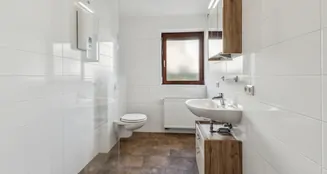 von_poll_real_estate_property_25346062_image_10