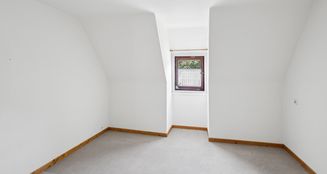von_poll_real_estate_property_25346024_image_12