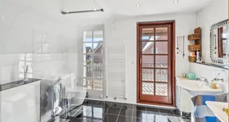 von_poll_real_estate_property_25346014_image_15