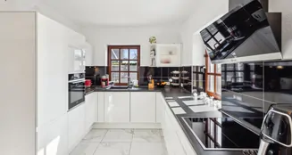 von_poll_real_estate_property_25346014_image_4