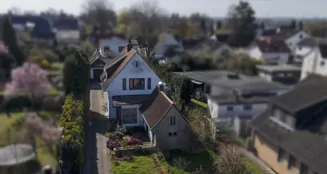 von_poll_real_estate_property_25346025_image_0