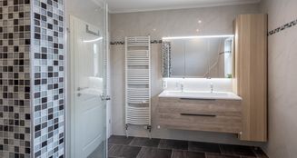 von_poll_real_estate_property_25346051_image_12