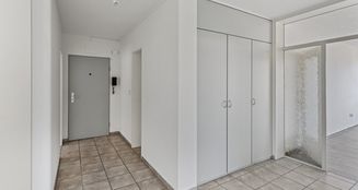 von_poll_real_estate_property_25346035_image_4