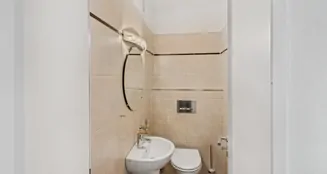 von_poll_real_estate_property_25346035_image_6