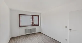 von_poll_real_estate_property_25346035_image_8