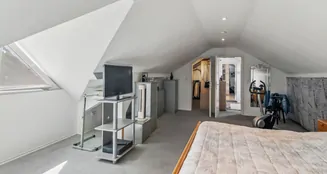 von_poll_real_estate_property_25346022_image_11