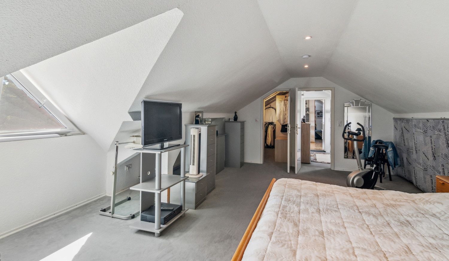 Schlafzimmer OG