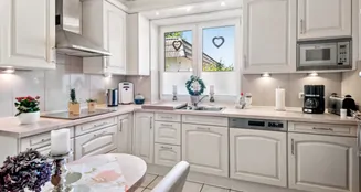 von_poll_real_estate_property_25346022_image_5