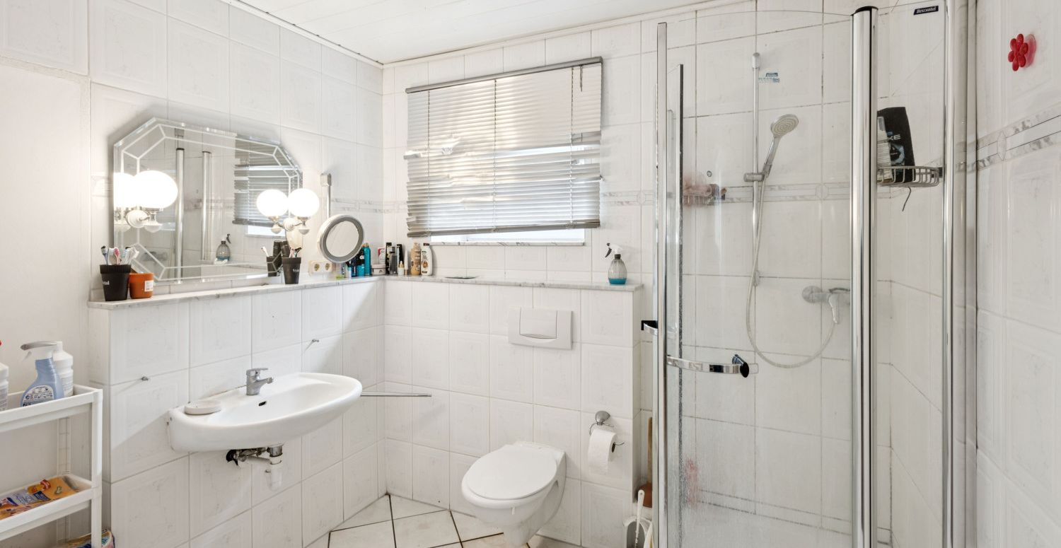 Badezimmer EF