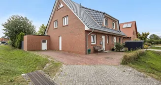 von_poll_real_estate_property_25346044_image_1