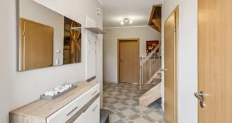 von_poll_real_estate_property_25346044_image_5