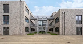 von_poll_real_estate_property_25346037_image_4