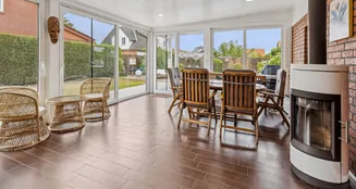 von_poll_real_estate_property_25346047_image_15