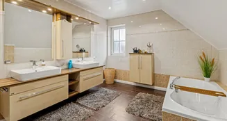 von_poll_real_estate_property_25346047_image_18