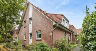 von_poll_real_estate_property_25346063_image_0