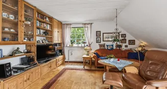 von_poll_real_estate_property_25346063_image_2