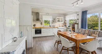 von_poll_real_estate_property_25346052_image_16