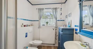 von_poll_real_estate_property_25346052_image_17