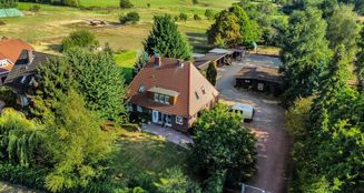 von_poll_real_estate_property_25346052_image_0