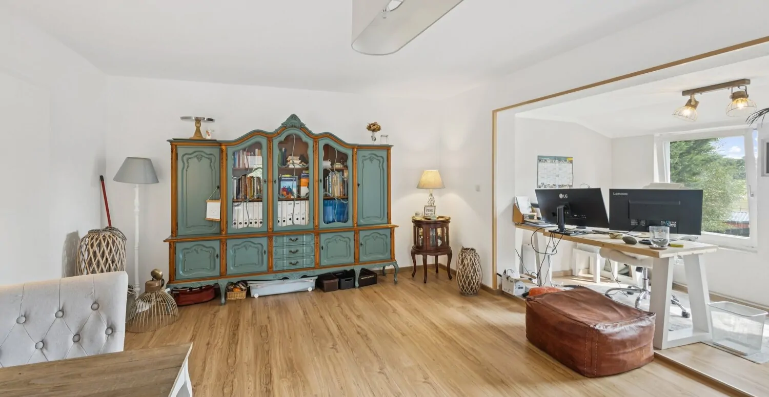 Wohn-/Schlafzimmer OG