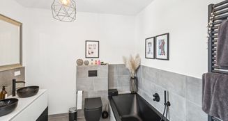 von_poll_real_estate_property_25346046_image_9