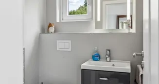 von_poll_real_estate_property_25346045_image_8